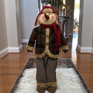 EUC Farmhouse Snowman Decor